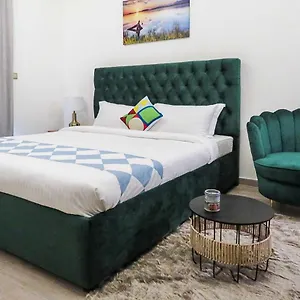 Oyo 860 Studio Apartment, Maya Tower 4, Jumeirah Village Triangle Birleşik Arap Emirlikleri